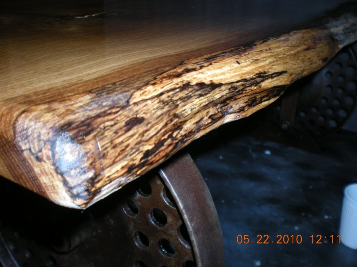 Spalted Kansas Burr oak. A natural edge. Beautiful !